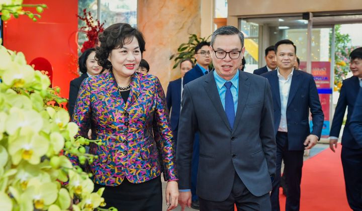 Thống đốc Nguyễn Thị Hồng thăm và chúc mừng năm mới Vietinbank