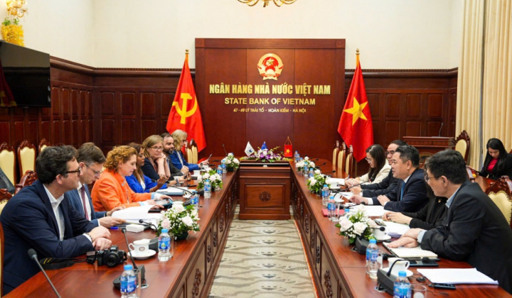 EIB mong muốn hỗ trợ Ngân hàng Nhà nước thúc đẩy phát triển tài chính xanh