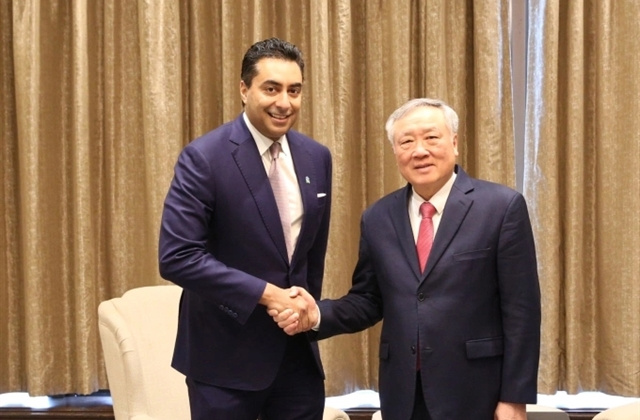 Việt Nam seeks Standard Chartered Bank’s support for international financial hubs