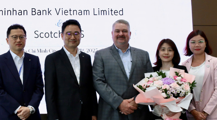 Shinhan Bank Vietnam cooperates with Scotch AGS to provide the tuition fee payment program