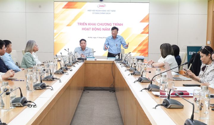 Ủy ban Chính sách họp triển khai chương trình hoạt động năm 2025
