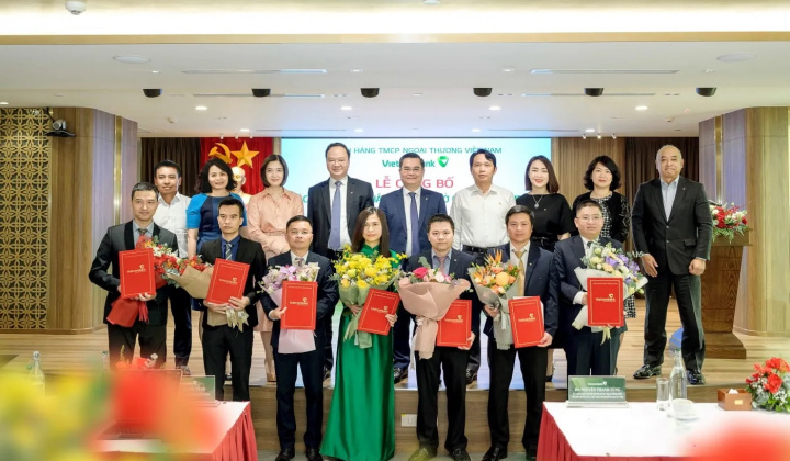 Vietcombank bổ nhiệm 7 lãnh đạo đơn vị thuộc trụ sở chính