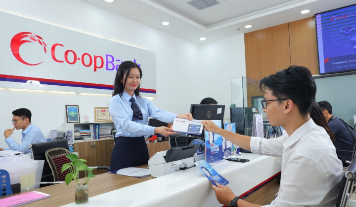 Co-opBank - 30 năm Vững Bước vươn xa