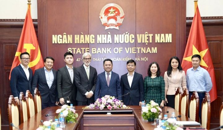 Phó Thống đốc Nguyễn Ngọc Cảnh tiếp Giám đốc Quốc gia IFC phụ trách Việt Nam, Lào, Campuchia