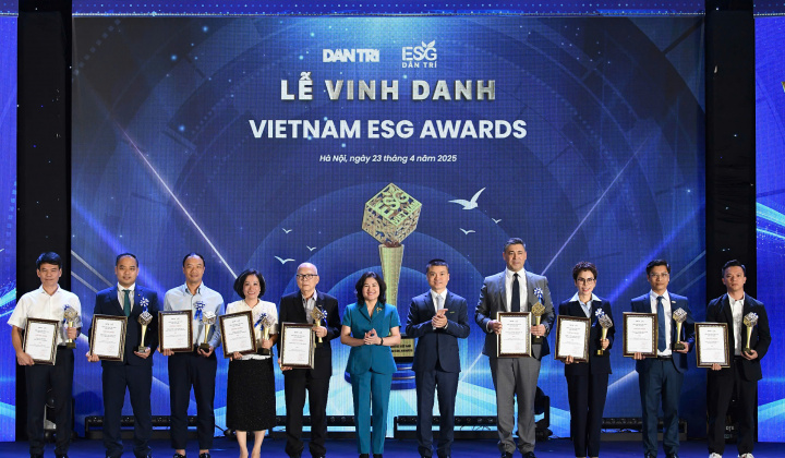 BIDV vinh dự lọt Top 10 ngân hàng thực thi ESG xuất sắc 2025