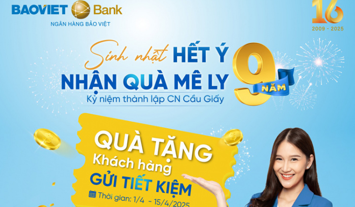 BAOVIET Bank Cầu Giấy tặng quà khách gửi tiết kiệm dịp kỷ niệm 9 năm