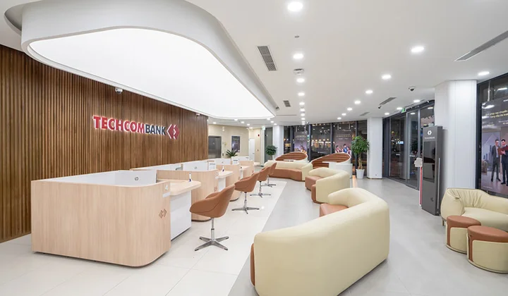 Techcombank khởi động chiến lược đổi mới chi nhánh