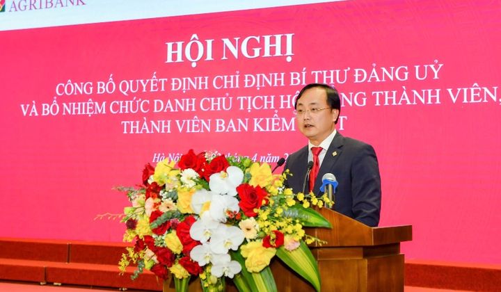 Ông Tô Huy Vũ làm Chủ tịch HĐTV Agribank