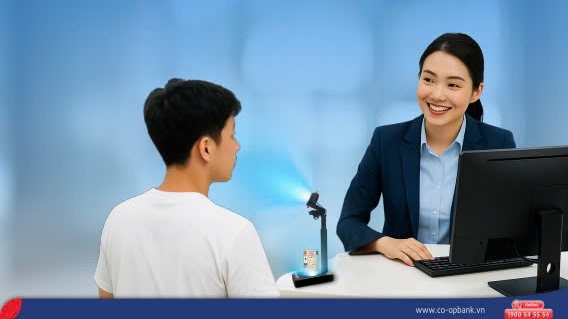 Co-opBank triển khai dịch vụ thu thập sinh trắc học tại quầy giao dịch