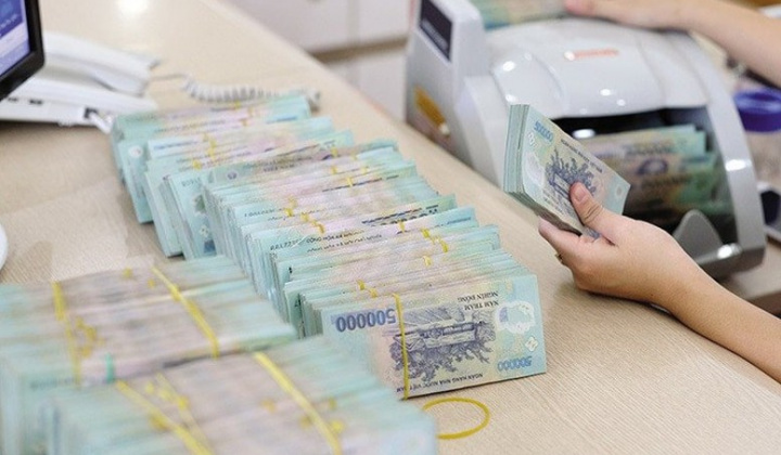 The 2-level local government model in the financial and banking sector