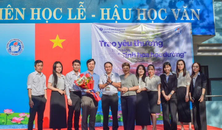 Shinhan Finance đồng hành cùng ước mơ đến trường của học sinh nghèo hiếu học tại Đà Nẵng