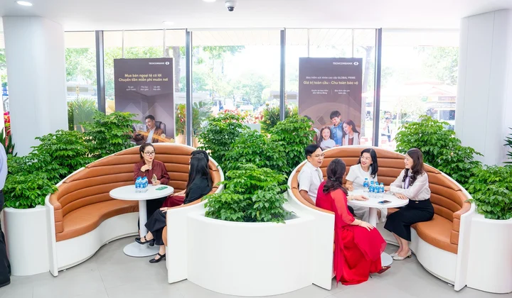 Techcombank voted '#1 Bank in Vietnam' for second consecutive year