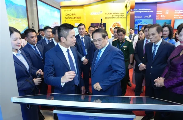 Banking industry promotes digital transformation for smart digital ecosystem