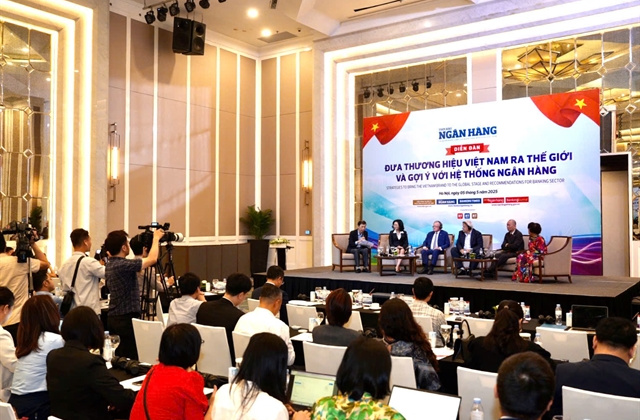 Vietnamese banks promote development of global strong brands