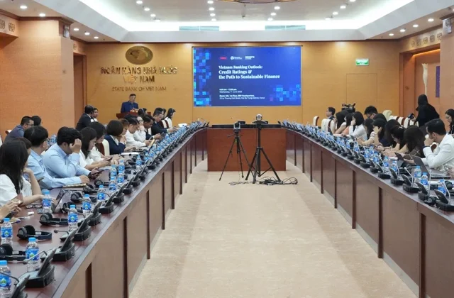 Outlook for Việt Nam's banks in 2025 remains stable