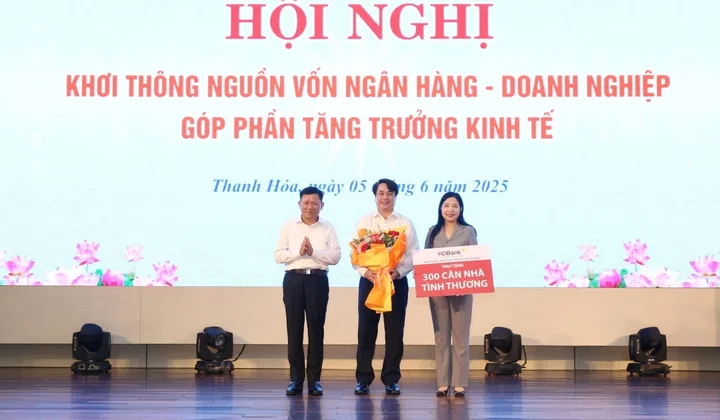 5 tháng đầu năm, HDBank tặng 2.000 căn nhà tình thương