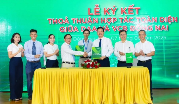 Vietcombank Đồng Nai hợp tác với Hội Kế toán, phổ biến chính sách mới
