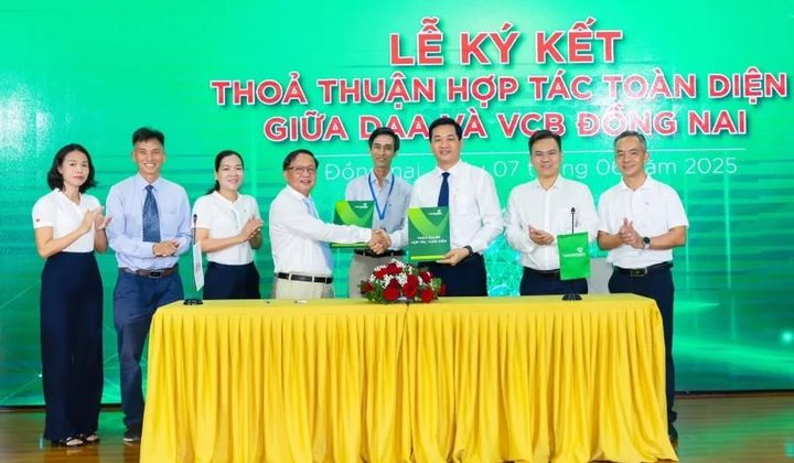 Vietcombank Đồng Nai hợp tác với Hội Kế toán, phổ biến chính sách mới