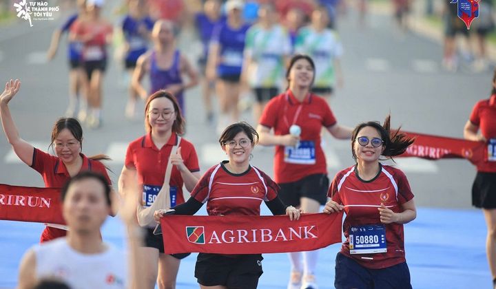 Agribank tiếp sức giải đi bộ - chạy bộ “Tự hào thành phố tôi yêu” 2025