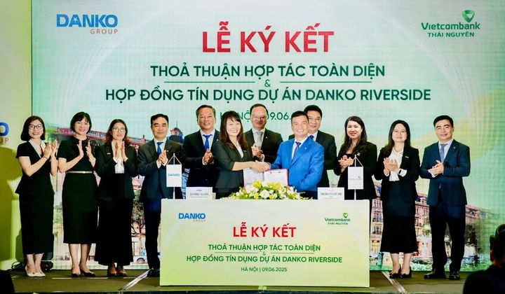 Vietcombank Thái Nguyên ký kết hợp tác toàn diện với Danko Group