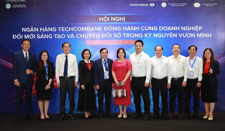Techcombank đồng hành chuyển đổi số cùng doanh nghiệp Cần Thơ