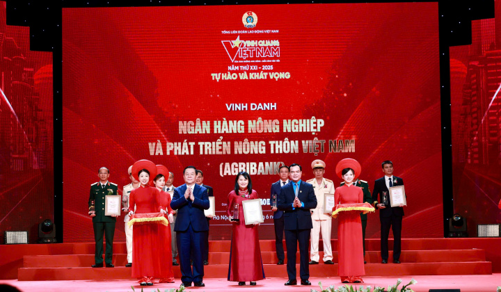 Agribank nhận giải 'Vinh quang Việt Nam 2025'
