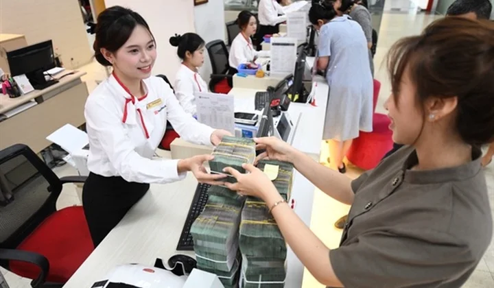 Banks with high proportion of retail loans expect to benefit from law change