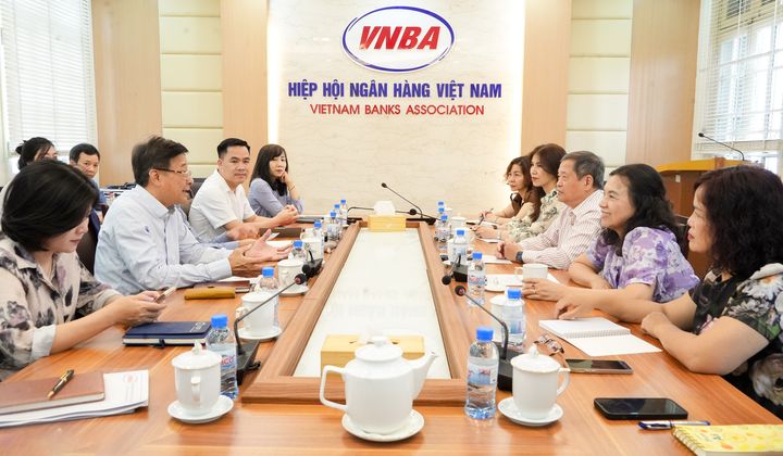 Hiệp hội Ngân hàng Việt Nam làm việc với Hiệp hội Quỹ tín dụng Nhân dân Việt Nam