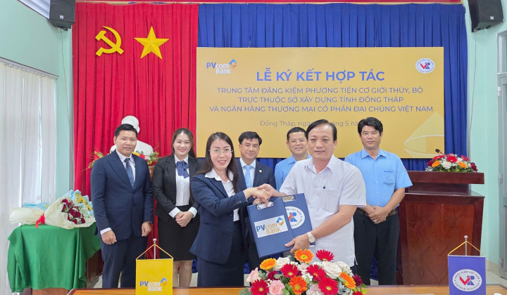 PVcomBank bắt tay Đăng kiểm Đồng Tháp thúc đẩy số hóa dịch vụ công
