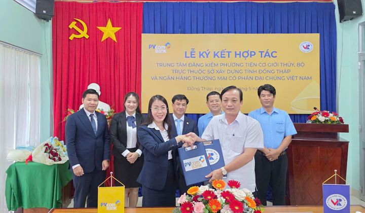 PVcomBank bắt tay Đăng kiểm Đồng Tháp thúc đẩy số hóa dịch vụ công