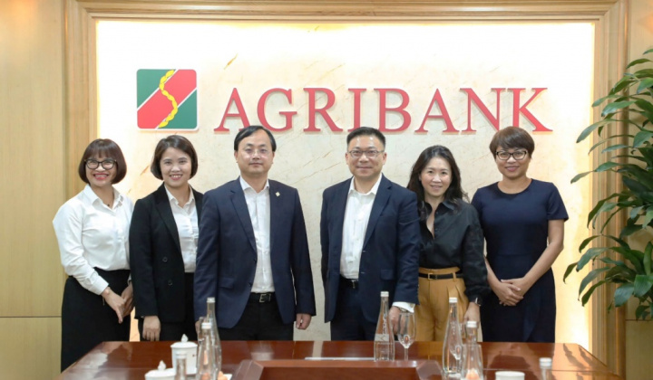 Agribank và SWIFT đẩy mạnh hợp tác chuyển đổi số ngân hàng