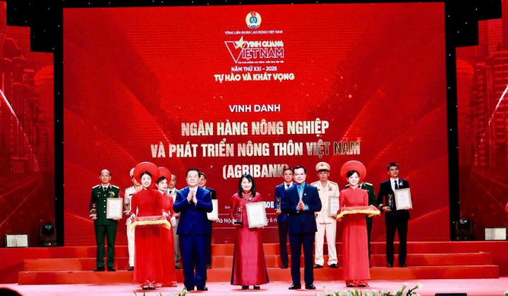 Phát huy vai trò lãnh đạo, chỉ đạo toàn diện của Đảng trong Ngân hàng Agribank