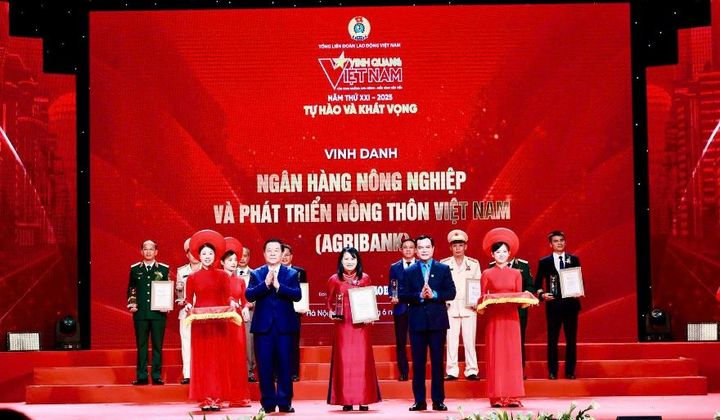 Phát huy vai trò lãnh đạo, chỉ đạo toàn diện của Đảng trong Ngân hàng Agribank
