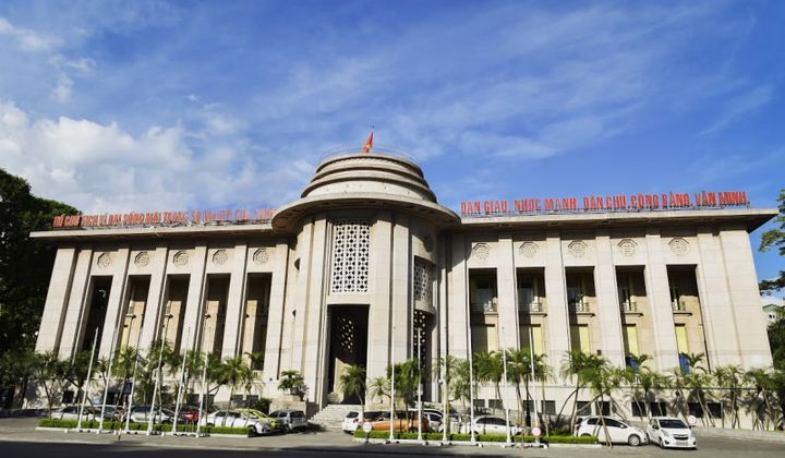 Ngân hàng Nhà nước điều chỉnh chỉ tiêu tăng trưởng tín dụng và các giải pháp điều hành chính sách tiền tệ