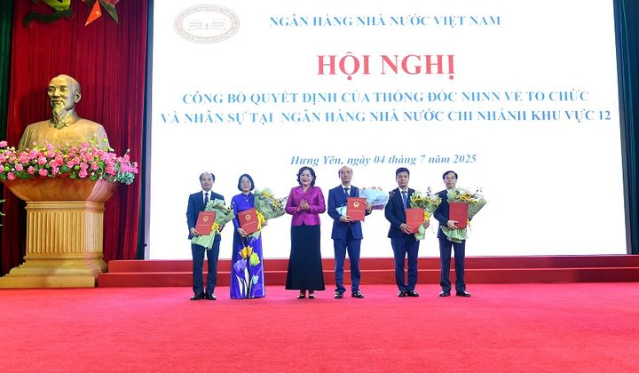 Ngân hàng Nhà nước công bố mô hình tổ chức và nhân sự NHNN Chi nhánh Khu vực 12