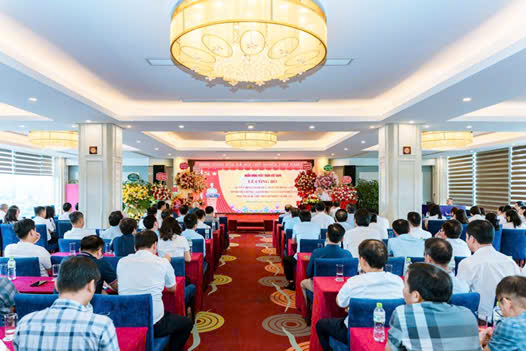 Công bố nhân sự mới tại VDB chi nhánh Nghệ An và khu vực Bắc Đông Bắc