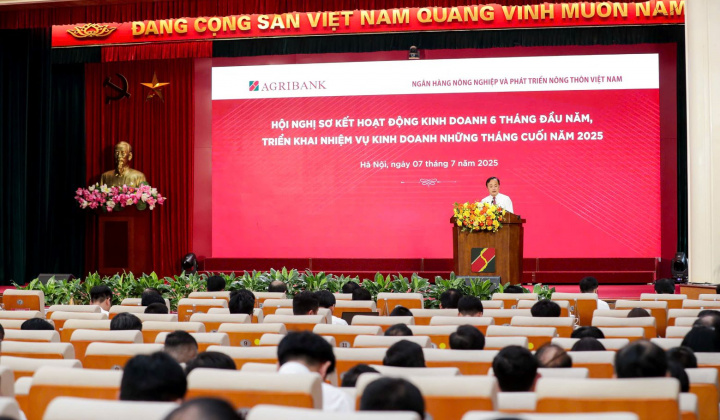 Agribank tổ chức Hội nghị sơ kết 6 tháng đầu năm và triển khai nhiệm vụ 6 tháng cuối năm 2025