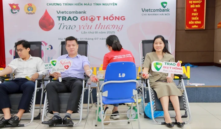 Vietcombank Hà Nội tổ chức hiến máu tình nguyện