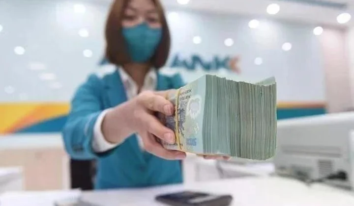 Banks accelerate lending as real estate, stock markets attract capital