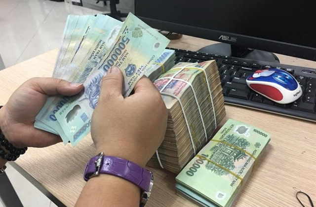 Việt Nam banks on bigger loans to lift lending limit