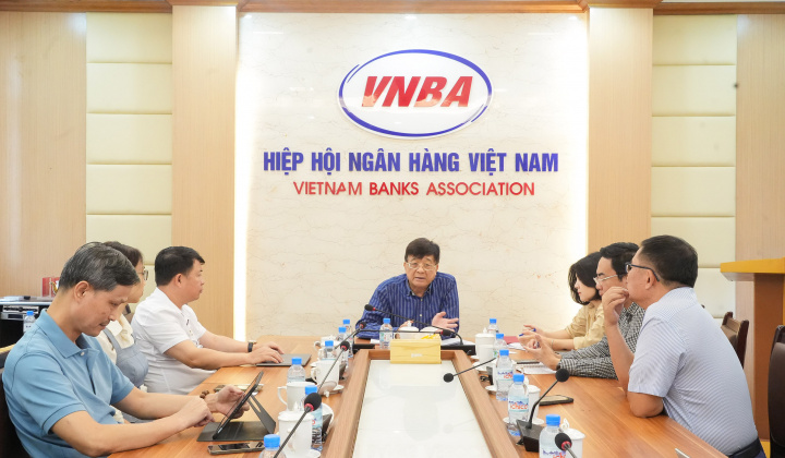Hiệp hội Ngân hàng Việt Nam làm việc với các công ty thông tin tín dụng