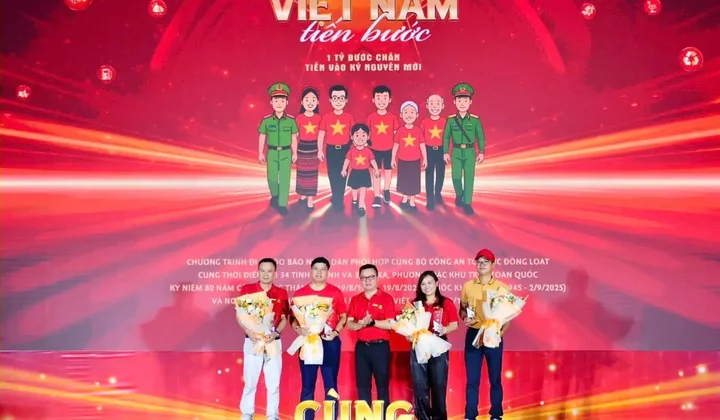 20.000 cán bộ Vietcombank hòa nhịp 1 tỷ bước chân tiến vào kỷ nguyên mới