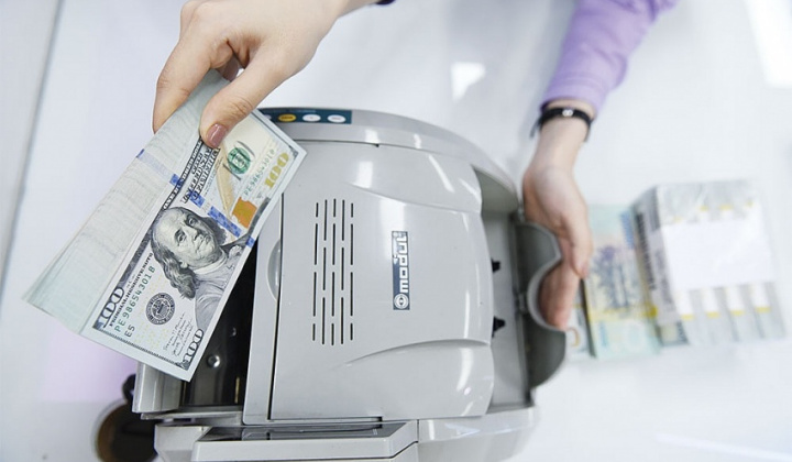 SBV proposes reporting for international transfers threshold of $1,000