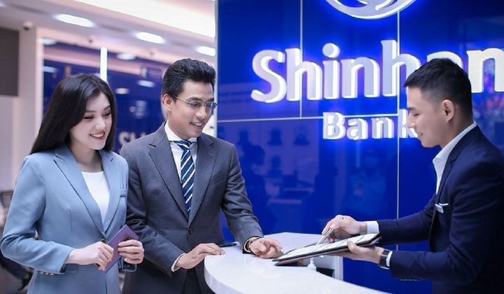 Shinhan Bank tuyển dụng tháng 8/2025