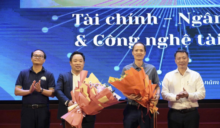 UB Group đồng hành cùng thế hệ trẻ: Trao hàng nghìn suất học bổng, tiếp sức tri thức và khát vọng sinh viên Việt Nam