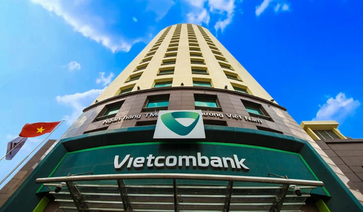 Vietcombank tiên phong áp dụng sớm Thông tư 14 về tỷ lệ an toàn vốn