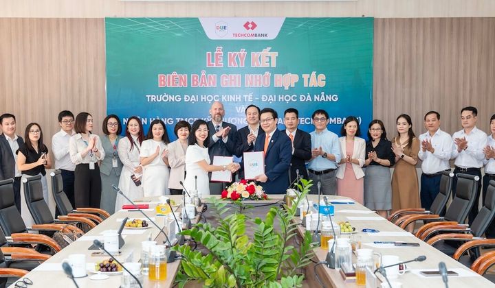 Techcombank hợp tác chiến lược với Trường Đại học Kinh tế – Đại học Đà Nẵng, phát triển nguồn nhân lực cho Trung tâm Tài chính Quốc tế