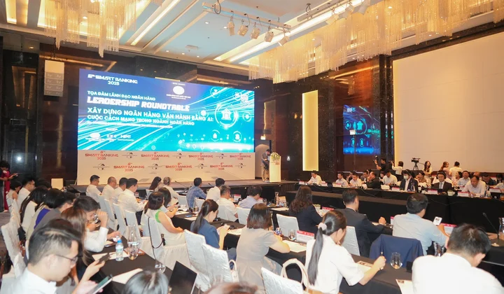 Đột phá chuyển đổi số ngân hàng: Dữ liệu là nền tảng, khách hàng là trung tâm