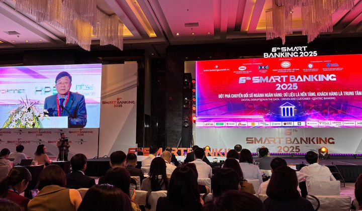 TS. Nguyễn Quốc Hùng: Khách hàng là trung tâm không chỉ là khẩu hiệu mà phải là trung tâm về giá trị, trải nghiệm và niềm tin