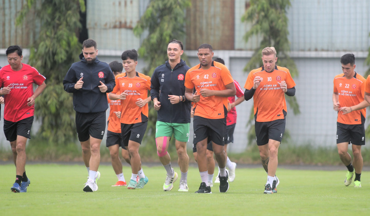 Sacombank sát cánh CLB Công an TP. Hồ Chí Minh chinh phục V-League